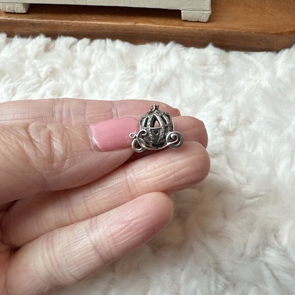 Pandora Disney Cinderella Carriage Charm - Picture 5 of 12